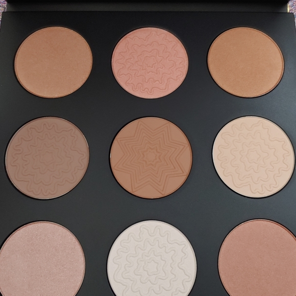 Smashbox Holidaze Contour Spotlight Palette - Picture 5 of 8